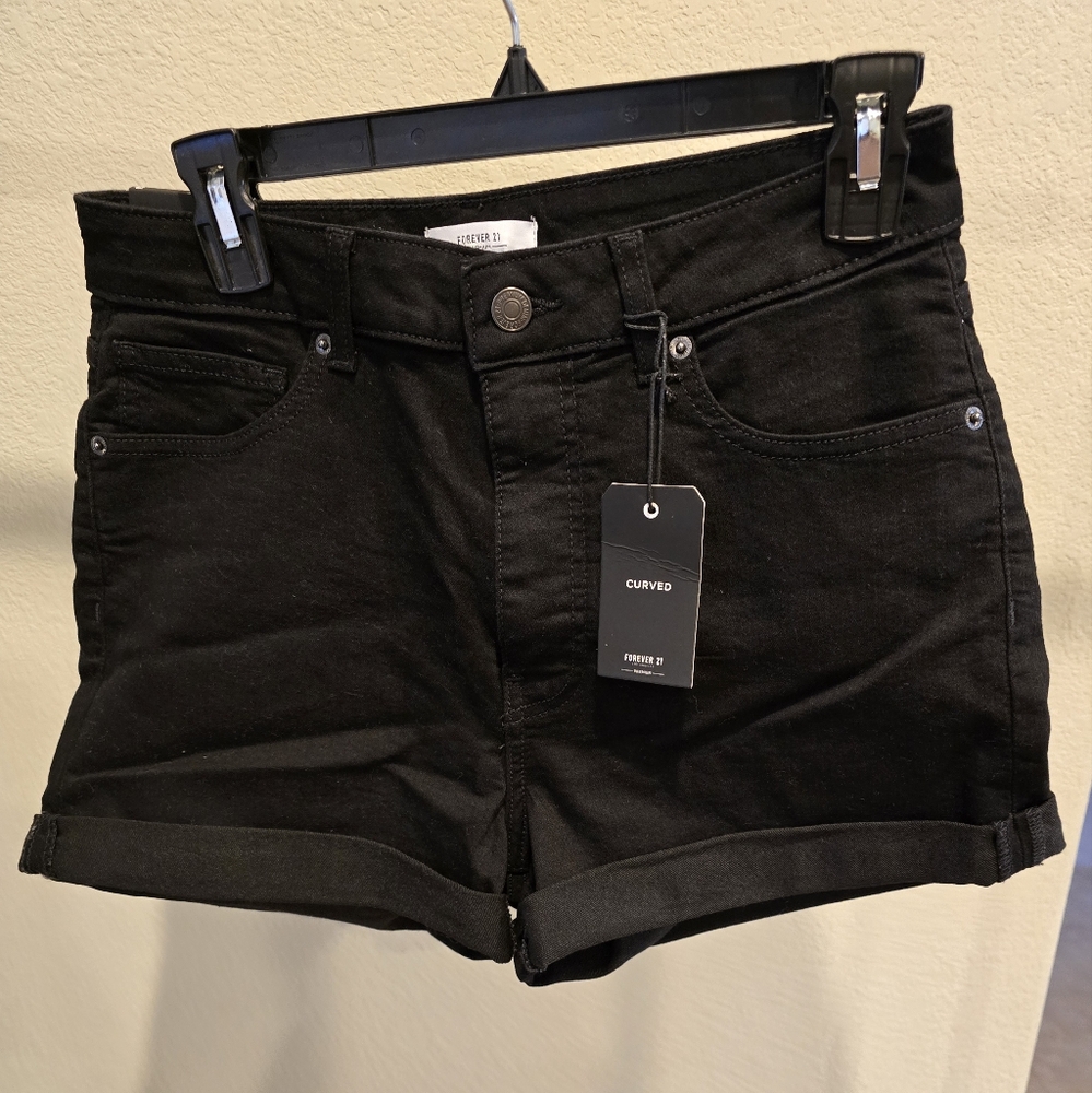 Brand New Size 28 Forever 21 Black Curvy Jean Shorts